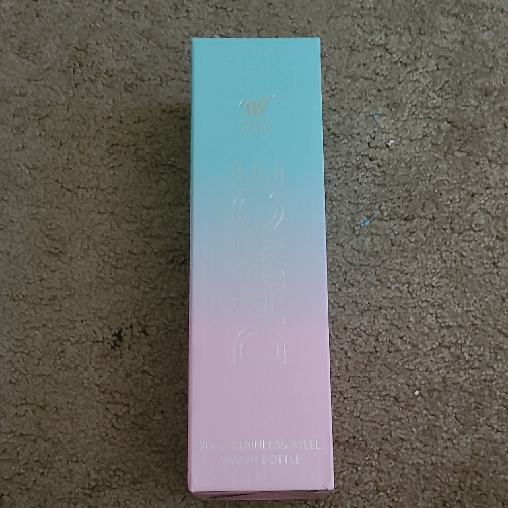 NWT! Dance Ombre Stainless Steel Water Bottle